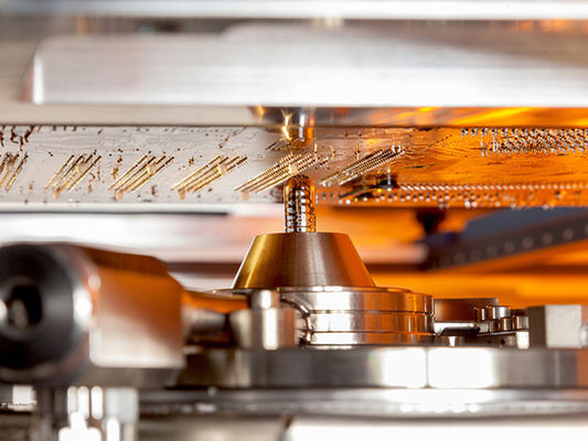 Equipo de soldadura por onda selectiva en línea de diseño modular para ensamblaje fijo de placas de PCB